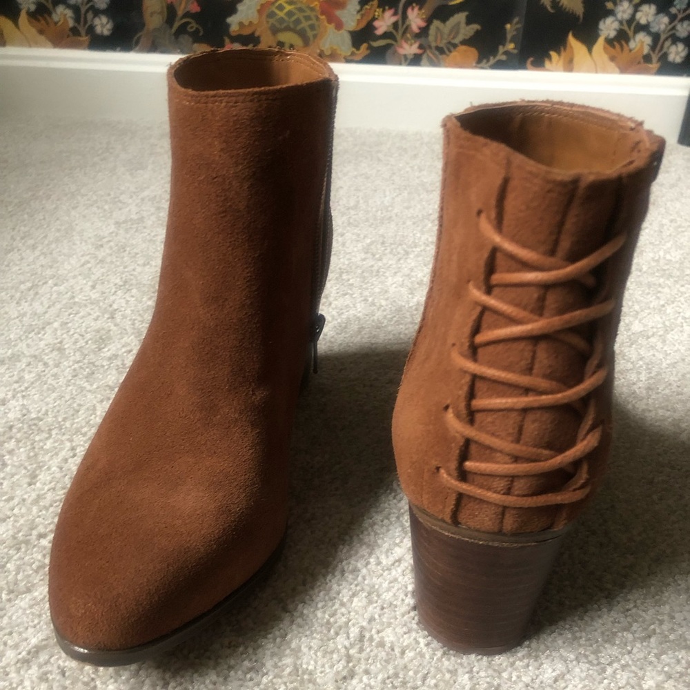 Aldo Cheshnut brown ankle booties